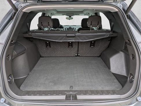 Used 2018 Chevrolet Equinox LT FWD image 8