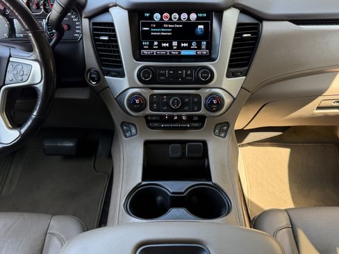 Used 2018 GMC Yukon SLT w/ Premium Edition RWD image 11