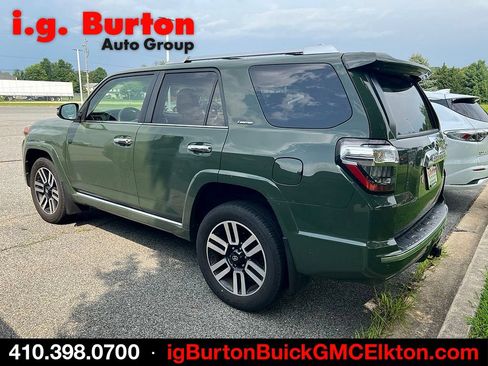 Used 2022 Toyota 4Runner Limited AWD/4WD image 5