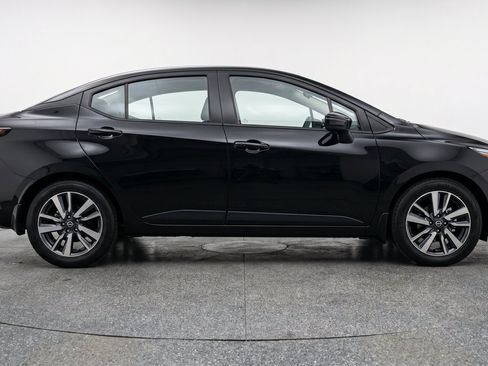 Used 2025 Nissan Versa SV FWD image 11