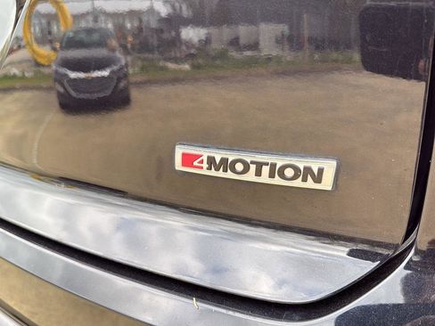 Used 2022 Volkswagen Atlas Cross Sport SE image 12