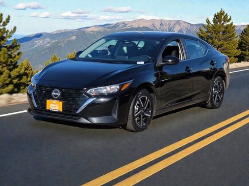 Used 2024 Nissan Sentra SV image 4