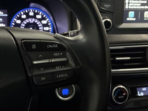 Used 2021 Hyundai Kona Limited w/ Cargo Package image 28