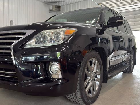 Used 2013 Lexus LX 570 4WD image 6