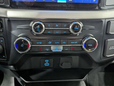 Used 2022 Ford F150 XLT w/ Equipment Group 302A High image 19