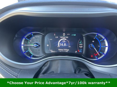 Certified 2022 Chrysler Pacifica Touring-L w/ S Appearance Package image 58