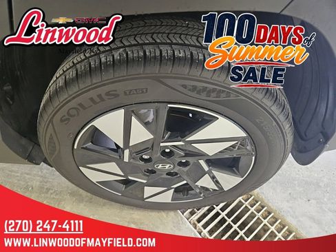 Used 2024 Hyundai Kona SEL FWD image 7
