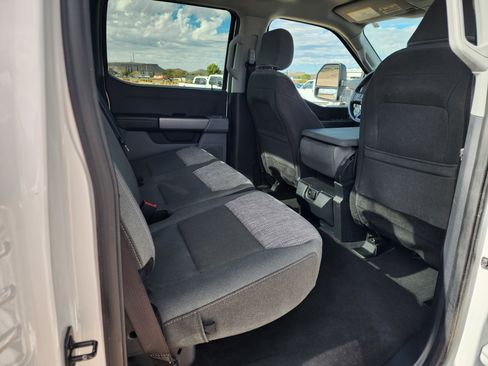 Used 2024 Ford F250 XLT image 17