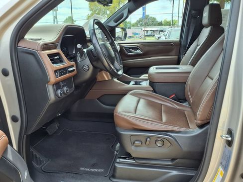 Used 2023 Chevrolet Tahoe High Country RWD image 21