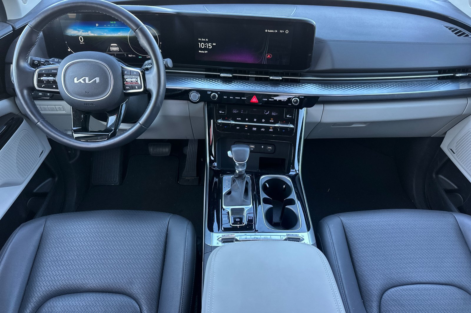 Used 2024 Kia Carnival SX Prestige FWD image 15