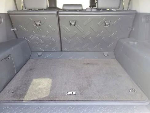 Used 2013 Toyota FJ Cruiser 4WD image 11