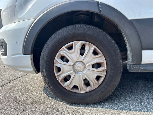 Used 2023 Ford Transit 350 XLT image 7