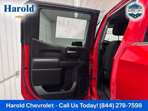 Used 2022 Chevrolet Silverado 1500 Custom image 12