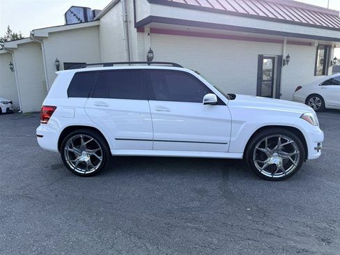 Used 2014 Mercedes-Benz GLK 350 2WD image 4