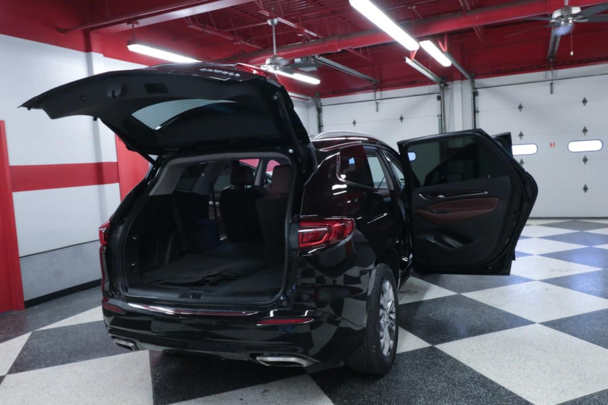 Used 2021 Buick Enclave Avenir FWD image 31