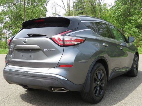 Used 2018 Nissan Murano SV w/ Premium Package AWD/4WD image 5