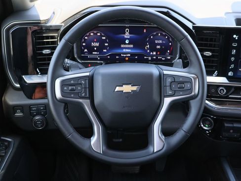 Certified 2024 Chevrolet Silverado 1500 LT w/ True North Edition Plus image 12