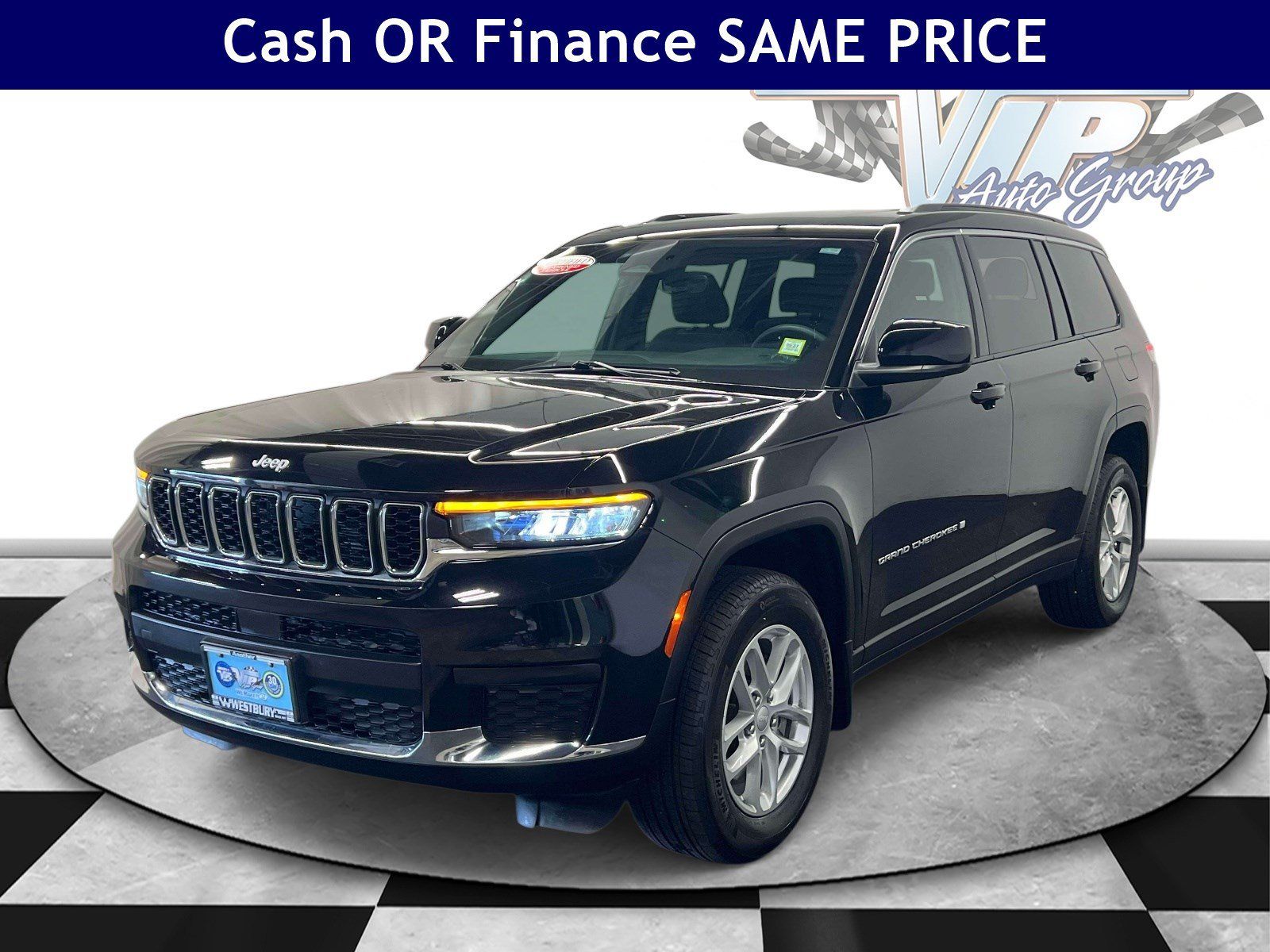 Used 2025 Jeep Grand Cherokee L Laredo w/ Luxury Tech Group I AWD/4WD image 4