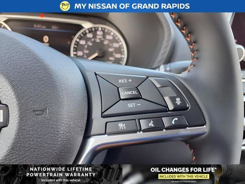 New 2025 Nissan Sentra SR image 22