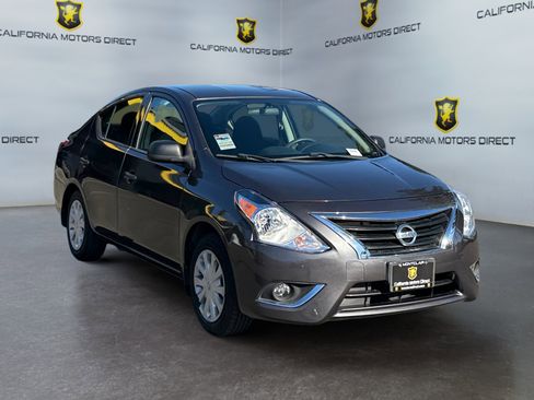 Used 2015 Nissan Versa S Plus image 7