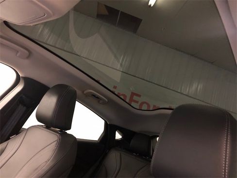 Used 2024 Ford Mustang Mach-E Premium image 27