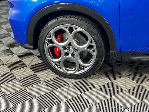 Used 2024 Alfa Romeo Tonale Veloce image 9