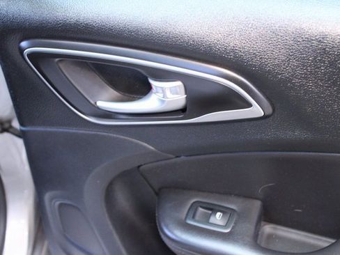 Used 2016 Chrysler 200 C w/ Sun & Sound Group image 13