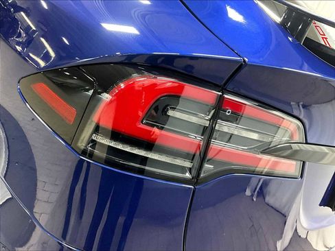 Used 2024 Tesla Model X Plaid image 35