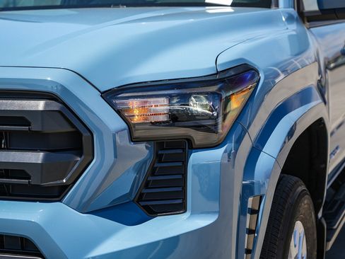 New 2026 Toyota Tacoma SR5 AWD/4WD image 5