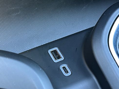 Used 2024 GMC Sierra 1500 Denali image 21