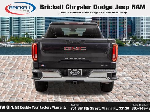 Used 2022 GMC Sierra 1500 SLT w/ SLT Premium Package RWD image 6