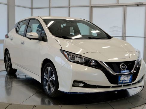 Used 2020 Nissan Leaf SL Plus image 2