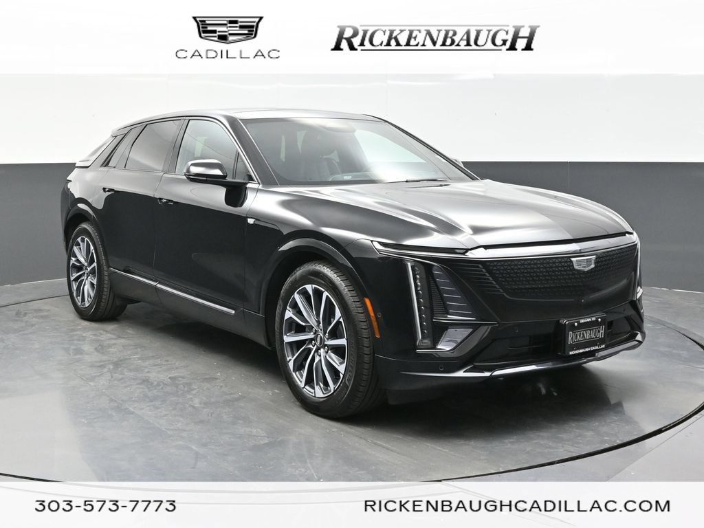 Certified 2025 Cadillac Lyriq Luxury AWD/4WD image 1
