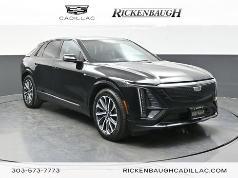 Certified 2025 Cadillac Lyriq Luxury AWD/4WD image 1