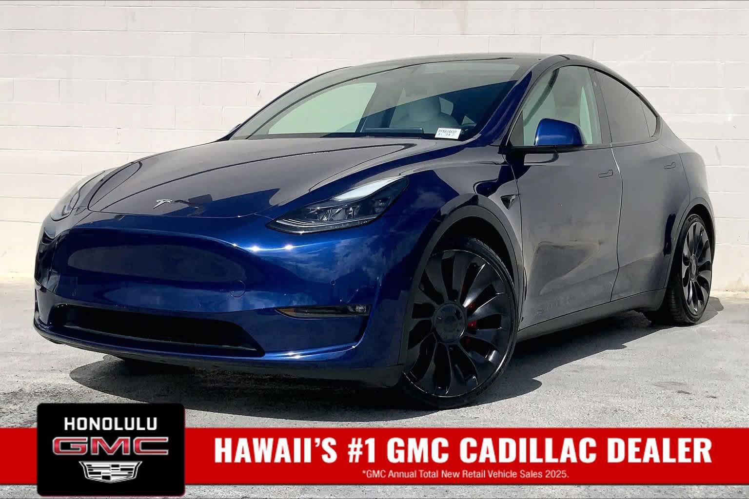Used 2023 Tesla Model Y Long Range AWD/4WD image 1