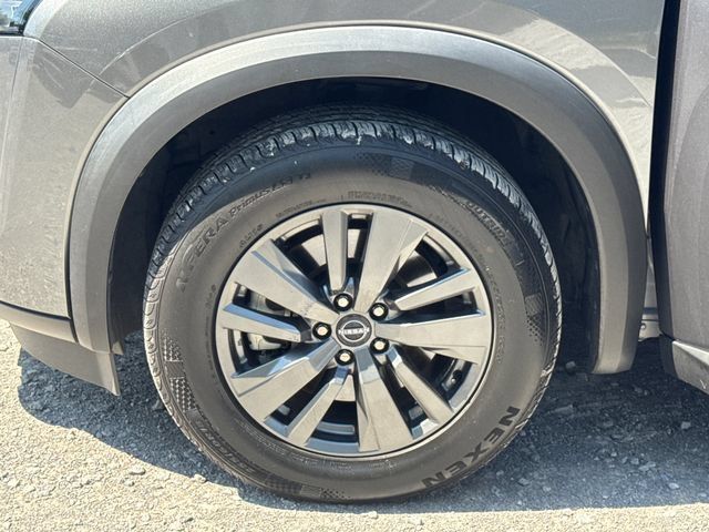 Used 2023 Nissan Pathfinder SV AWD/4WD image 24