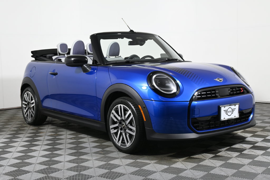 Used 2026 MINI Cooper S FWD image 15