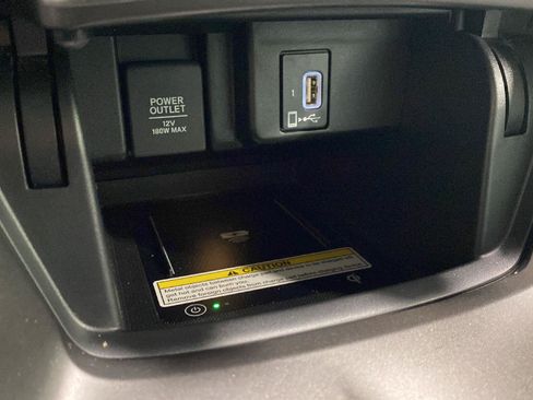 Used 2018 Honda Accord Touring image 42