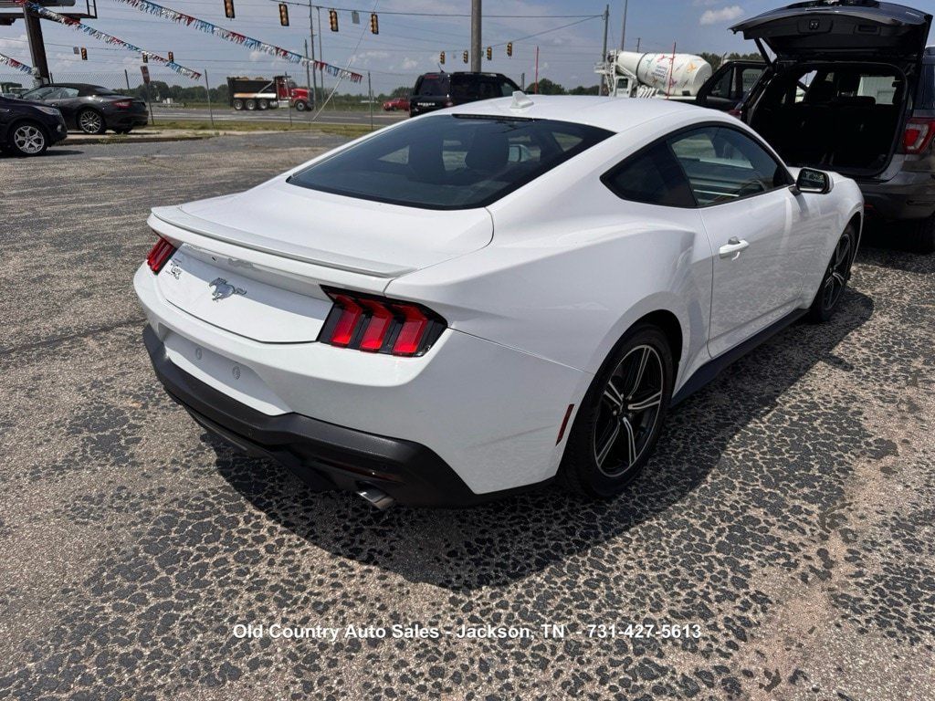Used 2024 Ford Mustang Premium RWD image 5