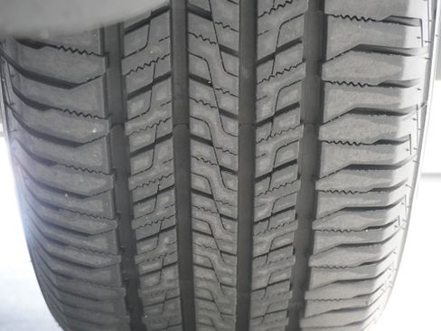 Used 2018 Volkswagen Atlas SE FWD image 32