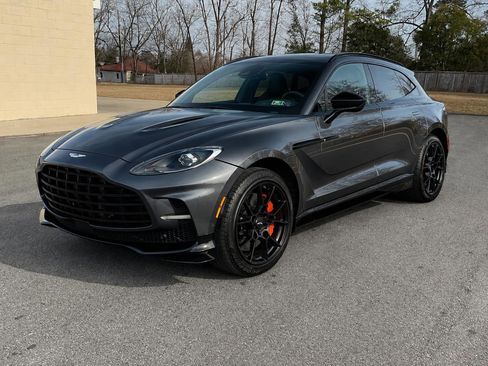 Used 2023 Aston Martin DBX 707 AWD/4WD image 1