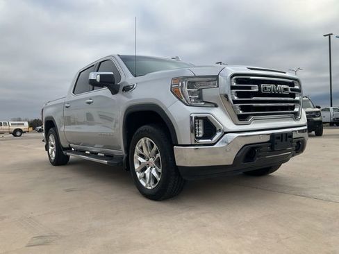 Used 2019 GMC Sierra 1500 SLT w/ SLT Premium Plus Package AWD/4WD image 30