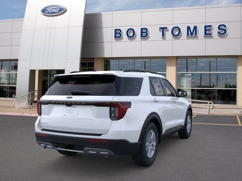 New 2026 Ford Explorer Active RWD image 10