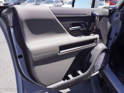 New 2025 GMC Hummer EV 3X image 14