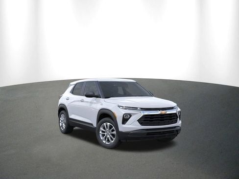 New 2026 Chevrolet TrailBlazer LS w/ LS Convenience Package FWD image 1