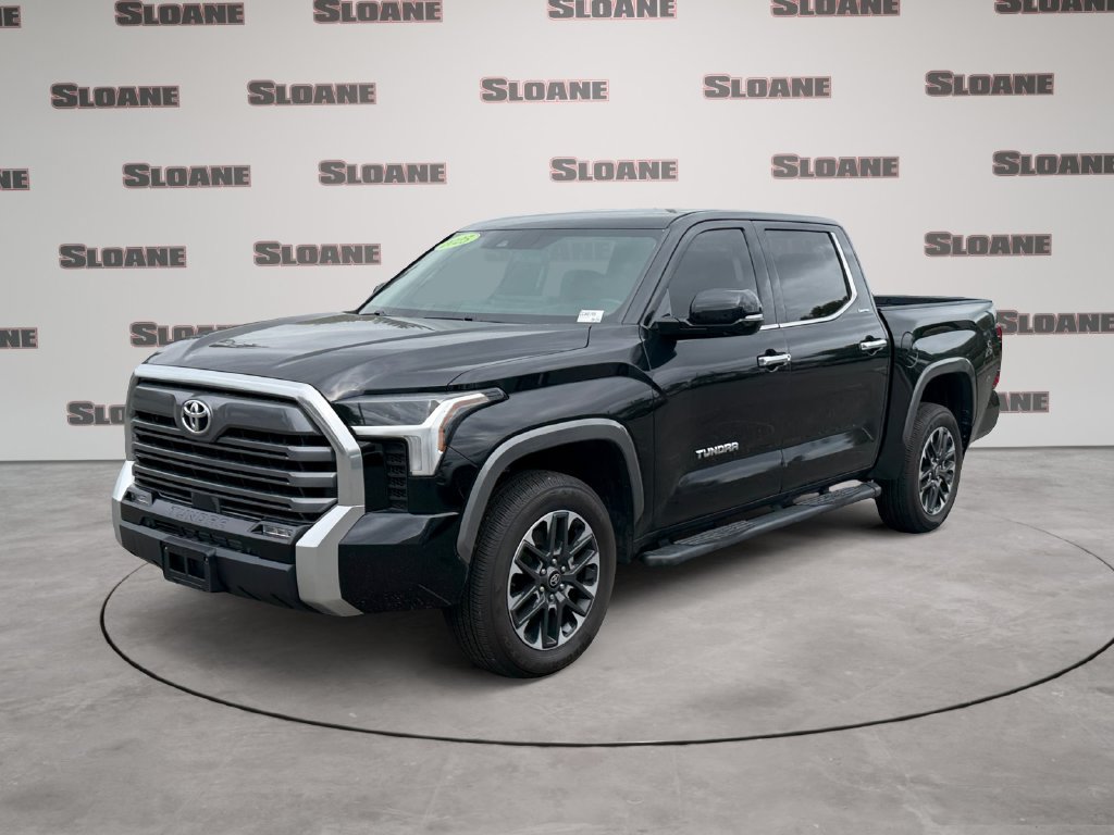 Used 2025 Toyota Tundra Limited AWD/4WD image 1