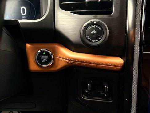 Used 2022 Ford Expedition Max Platinum image 24