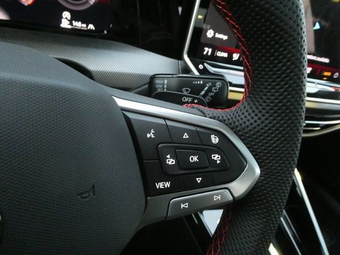 New 2026 Volkswagen GTI SE FWD image 16