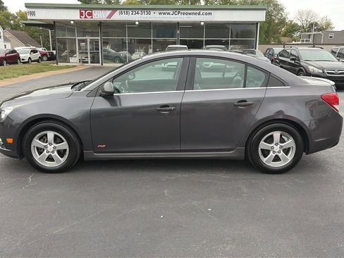 Used 2011 Chevrolet Cruze LT w/ RS Package image 8