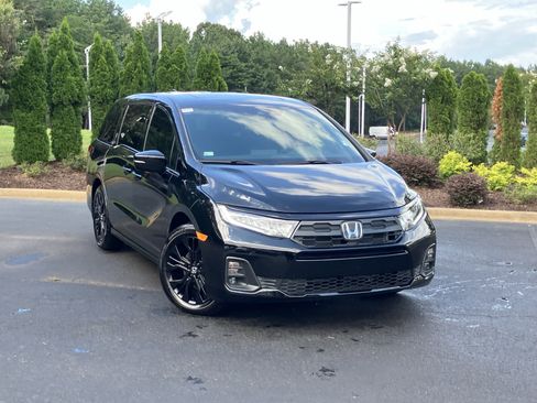 Certified 2026 Honda Odyssey Sport-L image 2